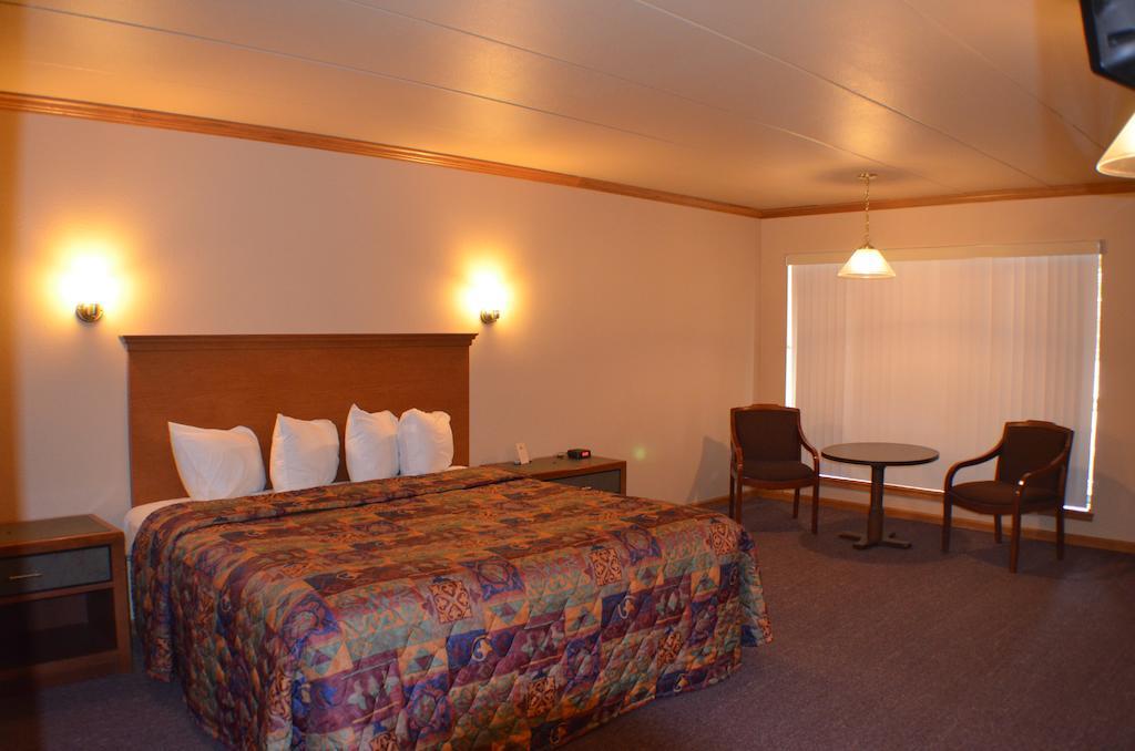 Amber'S Inn And Suites Wisconsin Dells Rum bild